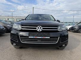 Volkswagen Touareg, 3.0 l., Внедорожник / Кроссовер
