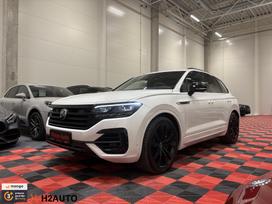Volkswagen Touareg, 3.0 l., Внедорожник / Кроссовер