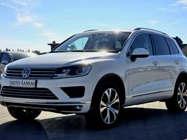 Volkswagen Touareg, 3.0 l., off-road / crossover