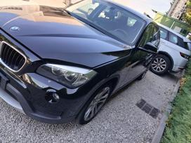 BMW X1, 2.0 l., off-road / crossover