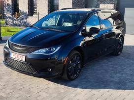 Chrysler Pacifica, Минивэн