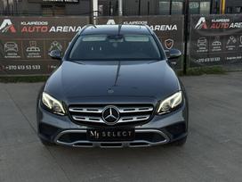 Mercedes-Benz E220, 2.0 l., off-road / crossover