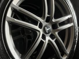 TESLA, lengvojo lydinio, R18