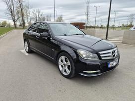Mercedes-Benz E200, 2.1 l., Универсал
