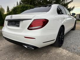 Mercedes-Benz E350, 3.0 l., saloon / sedan