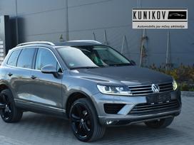 Volkswagen Touareg, 3.0 l., off-road / crossover
