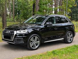Audi Q5, 2.0 l., off-road / crossover
