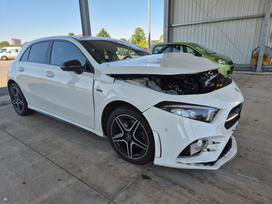 Mercedes-Benz A250, hatchback