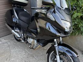 Honda NT 700cc, touring / sport touring / kelioniniai