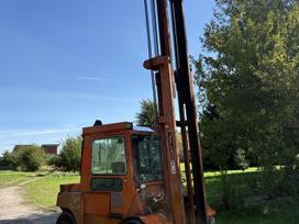 JCB Je-Lau dyzelinis 6 tonų krautu, dakšu iekrāvēji