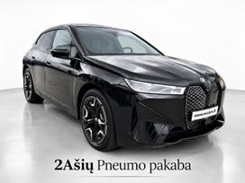 BMW iX, 77 kWh, off-road / crossover