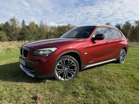 BMW X1, 2.0 l., off-road / crossover