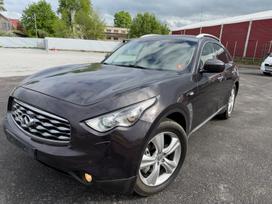Infiniti FX30, 3.0 l., off-road / crossover