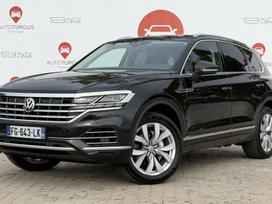 Volkswagen Touareg, 3.0 l., Внедорожник / Кроссовер