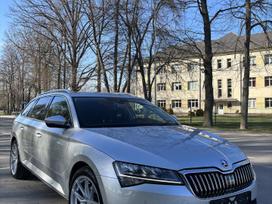 Skoda Superb, 2.0 l., wagon