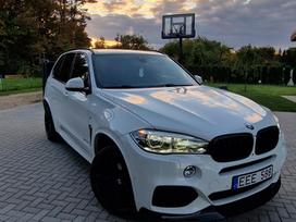BMW X5, 3.0 l., off-road / crossover