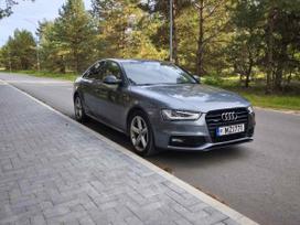Audi A4, 2.0 l., Седан