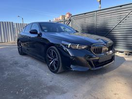 BMW 530, 2.0 l., saloon / sedan