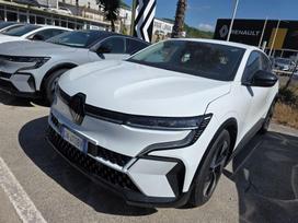 Renault Megane E-Tech, hečbekas