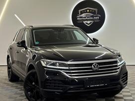 Volkswagen Touareg, 3.0 l., Внедорожник / Кроссовер