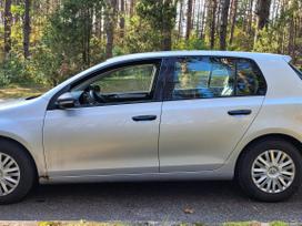 Volkswagen Golf, 1.6 l., hečbekas