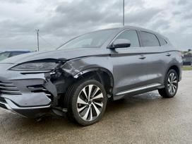 BYD Seal U DM-i, 1.5 l., off-road / crossover