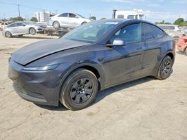 Tesla Model Y, 60 kWh, off-road / crossover
