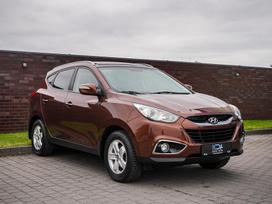 Hyundai ix35, 2.0 l., off-road / crossover