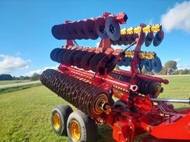 Vaderstad CR 650, scrapers, scrubbers