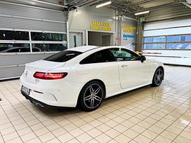 Mercedes-Benz E220, 2.0 l., Купе (coupe)