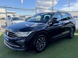 Volkswagen Tiguan, 2.0 l., visurgājējs / krosovers