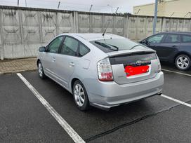 Toyota Prius, 1.5 l., hatchback