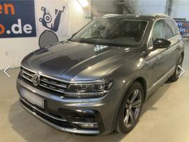Volkswagen Tiguan, 1.5 l., Внедорожник / Кроссовер