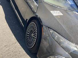 Mercedes-Benz EQS, saloon / sedan