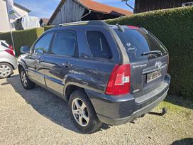 Kia Sportage, 2.0 l., off-road / crossover