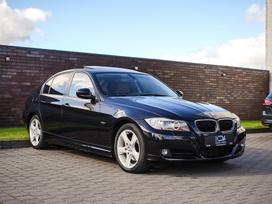 BMW 320, 2.0 l., saloon / sedan