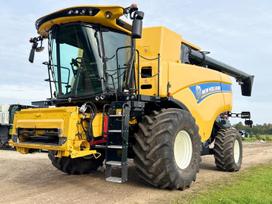 New Holland Cx8.90, kombainai
