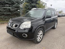 Nissan X-Trail, 2.0 l., off-road / crossover