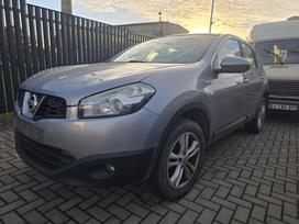 Nissan Qashqai, 1.5 l., off-road / crossover