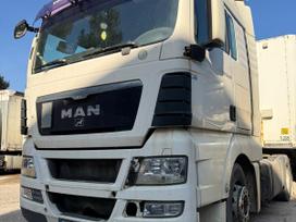 MAN TGX 18.440, 2 спальных места