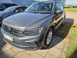 Volkswagen Tiguan, 2.0 l., off-road / crossover