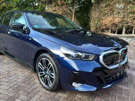 BMW i5, 84 kWh, sedanas