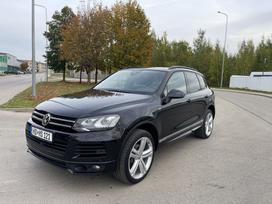 Volkswagen Touareg, 3.0 l., off-road / crossover