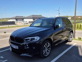 BMW X5, 3.0 l., off-road / crossover