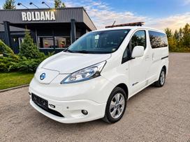 Nissan e-NV200, commercial