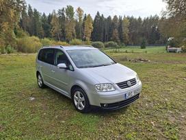 Volkswagen Touran, 1.9 l., minivens
