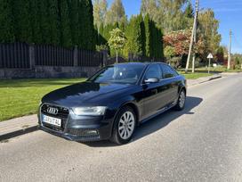 Audi A4, 2.0 l., Седан