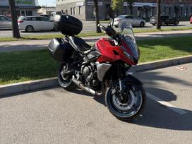 Triumph Tiger 660cc, touring / sport touring