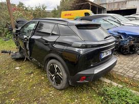 Peugeot 2008, 1.5 l., Внедорожник / Кроссовер