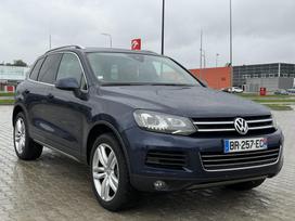 Volkswagen Touareg, 4.2 l., off-road / crossover